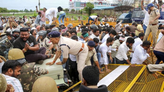 Bhopal farmers protest