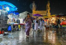 Heavy Rain : मुंबई हैदराबाद में भारी बारिश से हाल बेहाल; जानें मौसम का हाल Heavy Rain