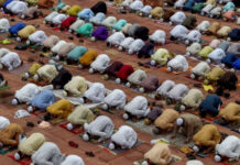 Bakrid: राष्ट्रपति व PM मोदी ने देशवासियों को दीं शुभकामनाएं, अकीदत के साथ मनाया जा रहा पर्व, सुरक्षा कड़ी Bakrid