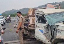 Haridwar Accident : हरिद्वार में भीषण सड़क हादसा, रोडवेज ने पिकअप को मारी टक्कर; 3 की मौत, 4 लोग घायल Haridwar Accident