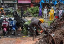 Mumbai Rain : मुंबई में बरसात ने बरपाया कहर,कहीं पेड़ तो कहीं ग्रिल; हादसों में आठ की मौत Mumbai Rain