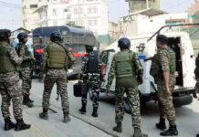 Kashmiri Pandit Terror Threat : कश्मीरी पंडित आतंकियों के निशाने पर, धमकी के बाद घाटी में तैनात पंडितों को 25 अगस्त तक दी गई प्रशासनिक छुट्टी Kashmiri Pandit Terror Threat